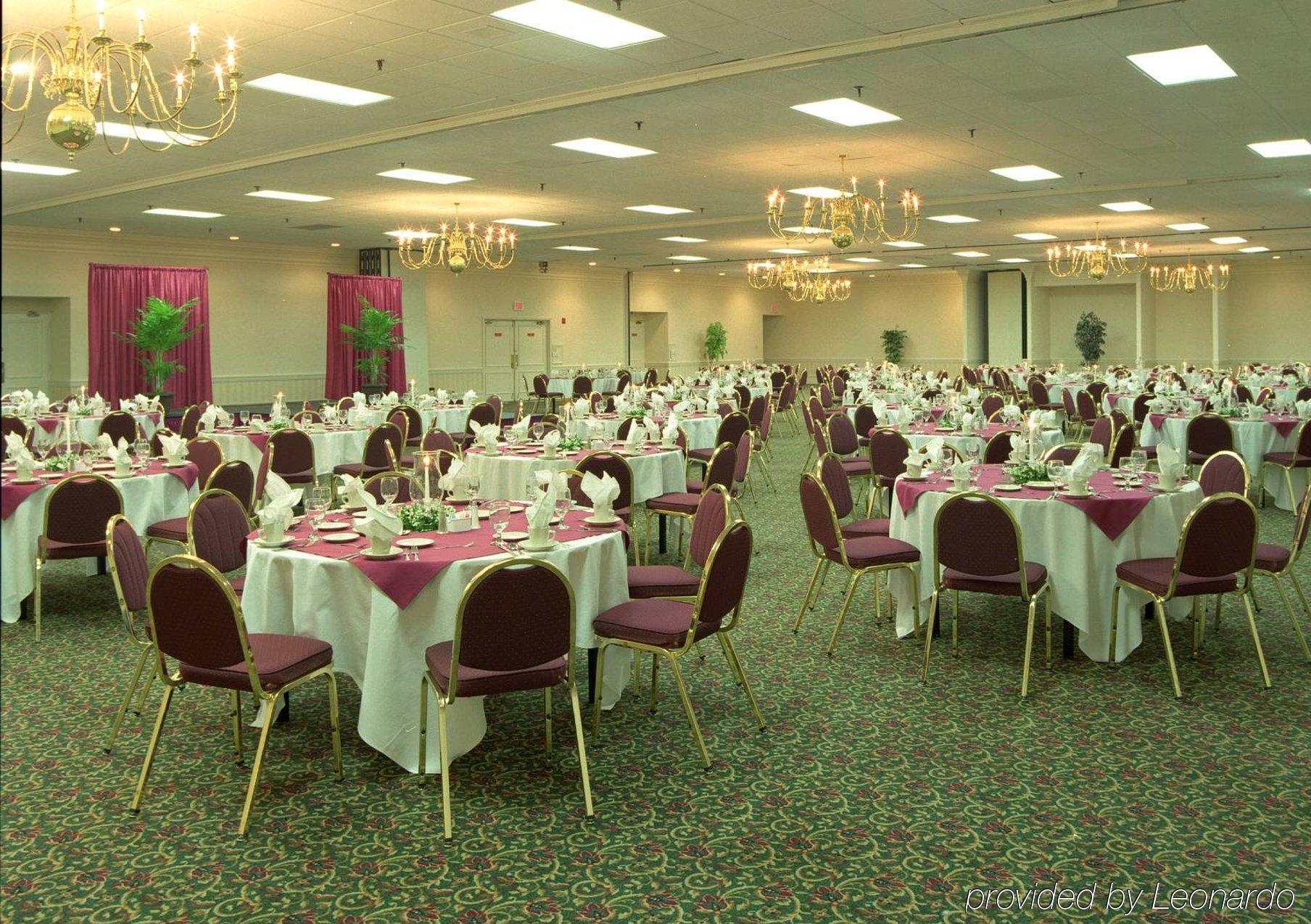 Clarion & Conference Center Airport Hotel Memphis